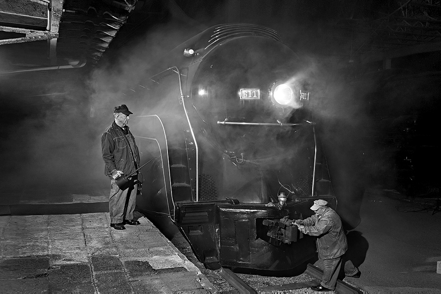 Railway Preservation News • View topic Front couplers on streamlined